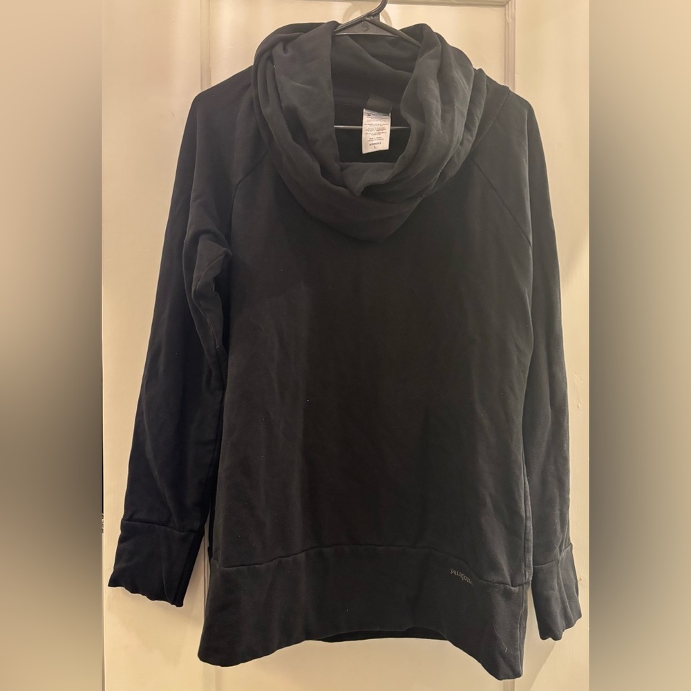 Patagonia Cowl Neck Sweatshirt in Black